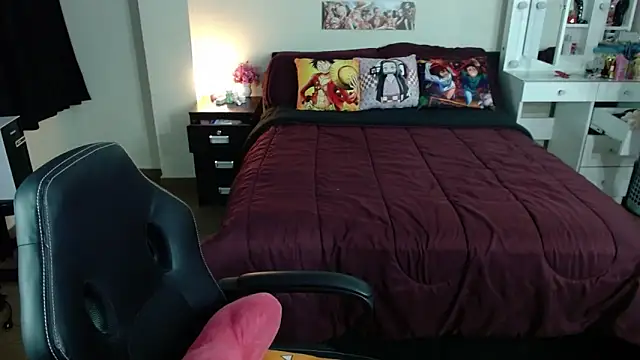 kittykat18x online show from May 17, 11:49 pm