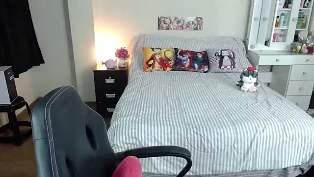 kittykat18x online show from February 2, 11:04 pm