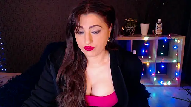 Snapshot of RebeccaStone chatting on February 3, 9:50 pm RebeccaStone online show from February 3, 9:50 pm