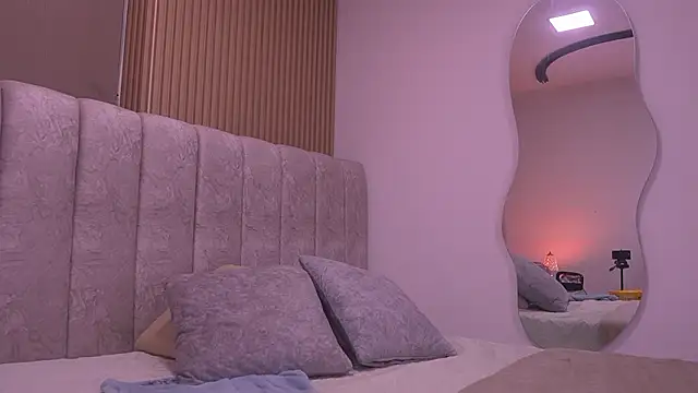 violeta aroca online show from March 12, 3:12 am