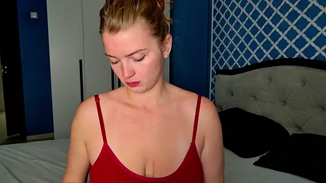 Snapshot of Busty_Redhead chatting on June 7, 6:51 am Busty Redhead online show from June 7, 6:51 am