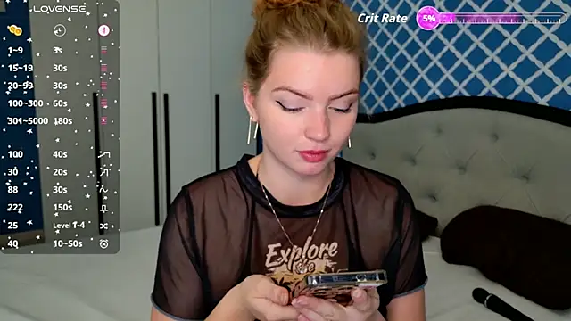 Busty Redhead online show from September 27, 3:23 am