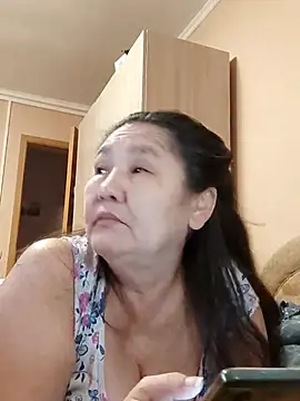 Snapshot of Zulfiya_Bruce chatting on November 17, 1:48 pm Zulfiya Bruce online show from November 17, 1:48 pm