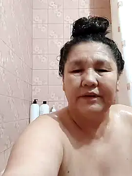 Snapshot of Zulfiya_Bruce chatting on January 30, 1:33 am Zulfiya Bruce online show from January 30, 1:33 am