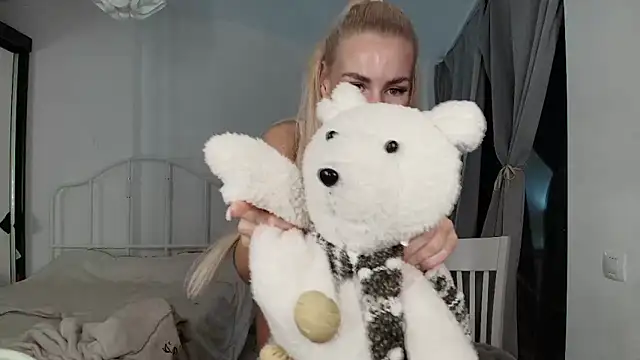 Snapshot of Roshana16 chatting on November 22, 9:02 pm Roshana16 online show from November 22, 9:02 pm