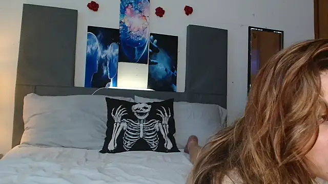 3littleschoolteens online show from June 19, 9:53 pm