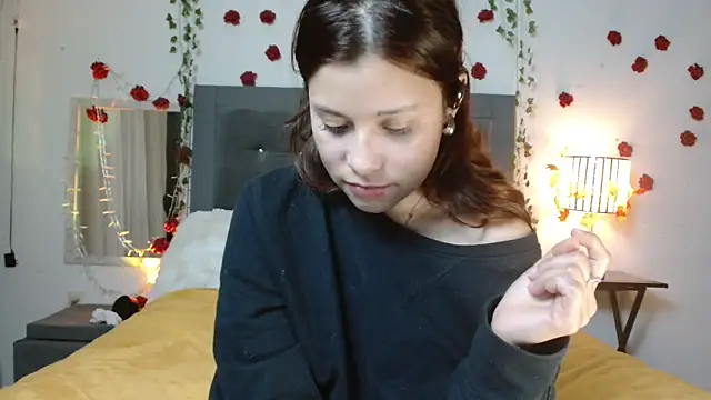 3littleschoolteens online show from February 13, 6:02 am