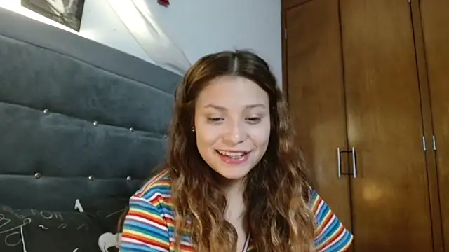 3littleschoolteens online show from May 19, 7:37 am
