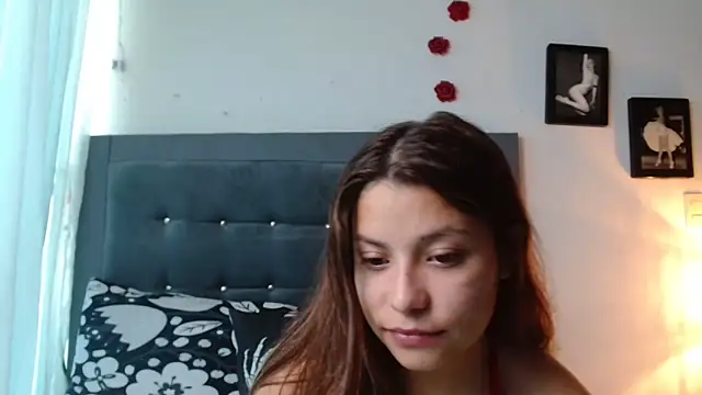 3littleschoolteens online show from May 21, 5:54 pm