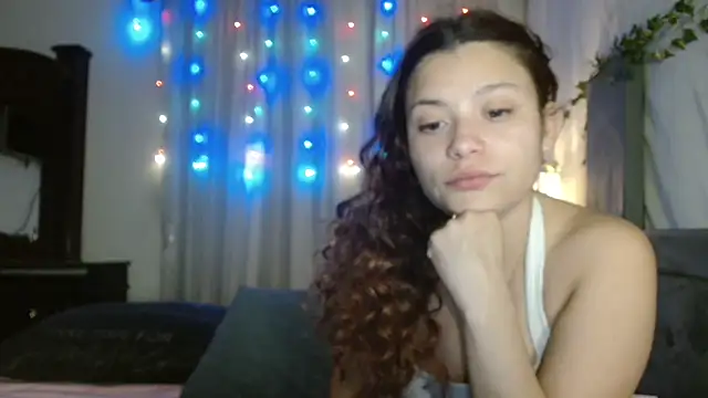 3littleschoolteens online show from March 1, 8:03 am