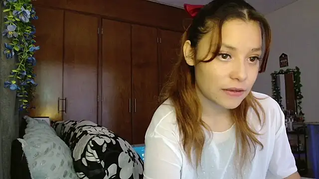 3littleschoolteens online show from October 3, 7:59 pm