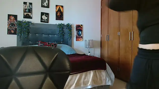 3littleschoolteens online show from December 15, 8:14 pm