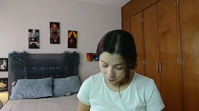 3littleschoolteens online show from October 14, 4:29 pm