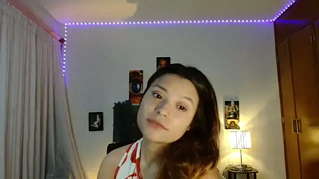 3littleschoolteens online show from November 18, 5:44 am