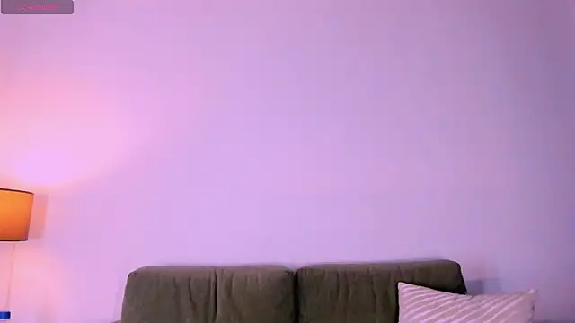 ISABELLASSMITH online show from February 18, 5:42 am
