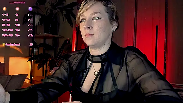 Snapshot of 5_in_one chatting on October 27, 3:51 am 5 in one online show from October 27, 3:51 am