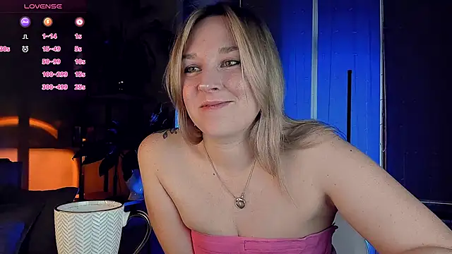 Snapshot of 5_in_one chatting on October 21, 5:40 am 5 in one online show from October 21, 5:40 am