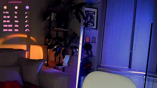 Snapshot of 5_in_one chatting on November 3, 5:23 am 5 in one online show from November 3, 5:23 am