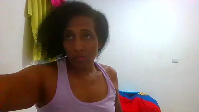 Snapshot of Aishamara chatting on September 26, 5:25 am Aishamara online show from September 26, 5:25 am