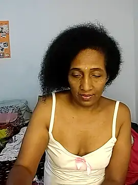 Snapshot of Aishamara chatting on November 23, 3:33 pm Aishamara online show from November 23, 3:33 pm