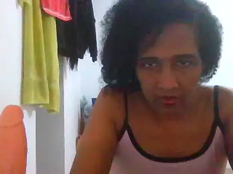 Snapshot of Aishamara chatting on March 10, 12:28 am Aishamara online show from March 10, 12:28 am