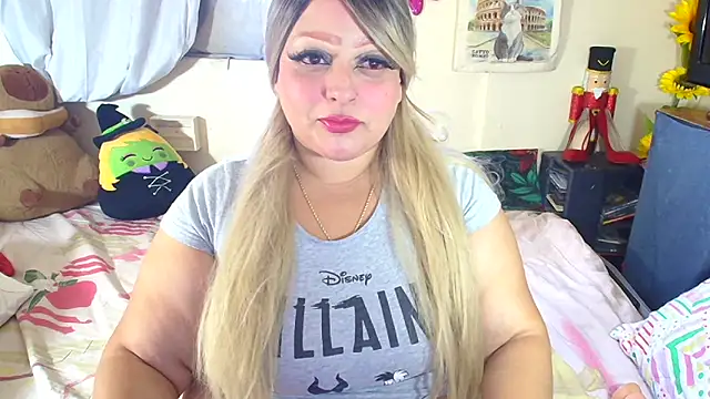 Queen Anne online show from November 7, 8:02 pm