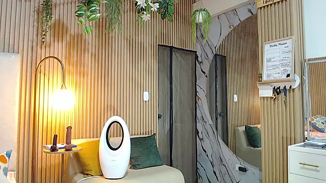 deepieredandwett online show from March 5, 8:38 pm