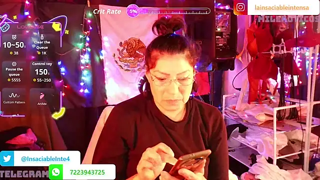 LaInsaciableIntensa online show from March 8, 1:44 am