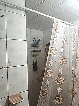 LaInsaciableIntensa online show from February 23, 3:34 pm