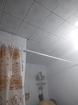 LaInsaciableIntensa online show from December 17, 4:34 pm