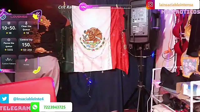 LaInsaciableIntensa online show from May 3, 12:49 am