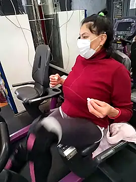 Snapshot of LaInsaciableIntensa chatting on November 28, 5:02 pm LaInsaciableIntensa online show from November 28, 5:02 pm