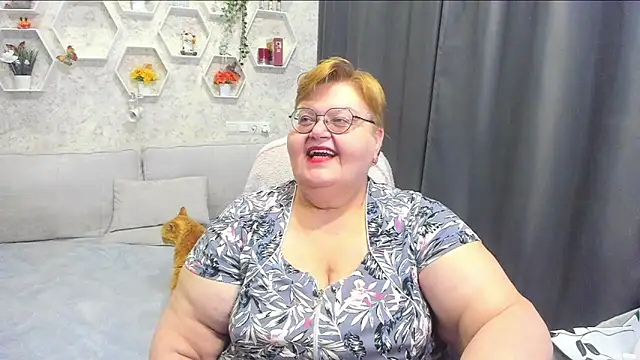  big love  online show from April 8, 8:32 pm