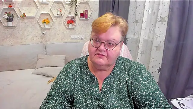  big love  online show from March 29, 8:10 pm