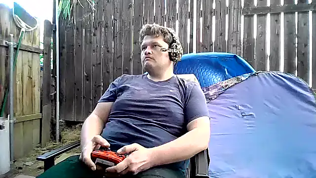 Snapshot of fuckineverett chatting on March 1, 6:19 pm fuckineverett online show from March 1, 6:19 pm