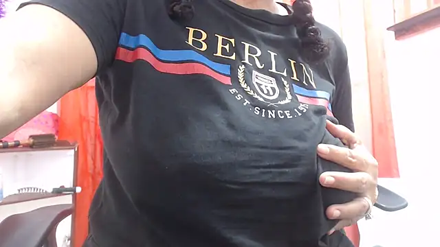 heyline milf online show from February 24, 2:34 am