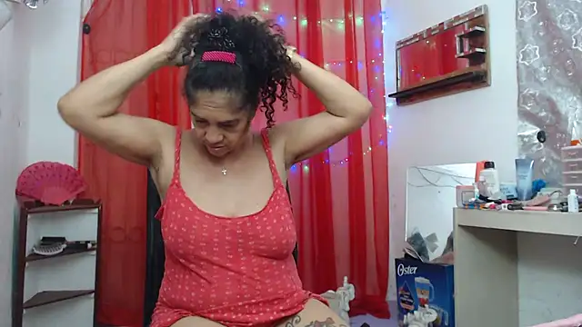 heyline milf online show from May 4, 7:28 pm