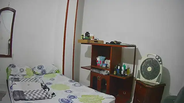 Snapshot of lechero226 chatting on November 18, 11:26 pm lechero226 online show from November 18, 11:26 pm