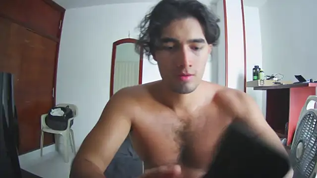 Snapshot of lechero226 chatting on November 6, 4:00 pm lechero226 online show from November 6, 4:00 pm