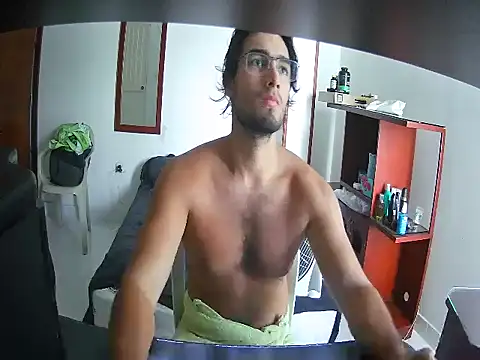 Snapshot of lechero226 chatting on November 27, 8:09 pm lechero226 online show from November 27, 8:09 pm