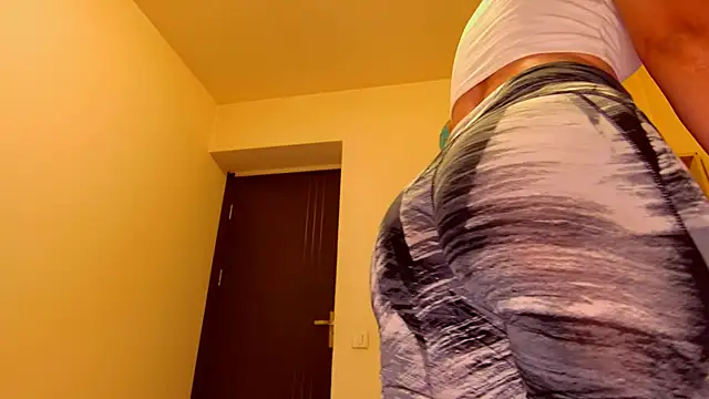 purpleariellx online show from June 4, 11:09 pm