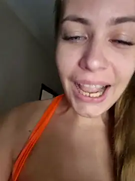 Snapshot of Keli_Jessi chatting on November 22, 6:18 pm Keli Jessi online show from November 22, 6:18 pm