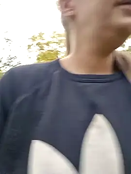 Snapshot of Keli_Jessi chatting on October 30, 2:25 pm Keli Jessi online show from October 30, 2:25 pm