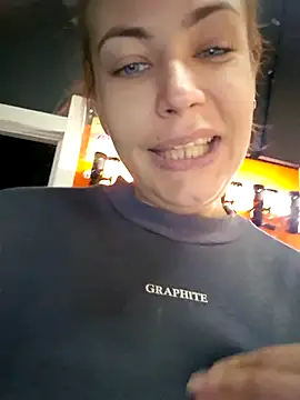 Snapshot of Keli_Jessi chatting on November 3, 1:58 pm Keli Jessi online show from November 3, 1:58 pm