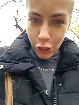 Snapshot of Keli_Jessi chatting on November 7, 1:37 pm Keli Jessi online show from November 7, 1:37 pm