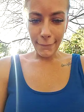 Snapshot of Keli_Jessi chatting on September 23, 12:12 pm Keli Jessi online show from September 23, 12:12 pm