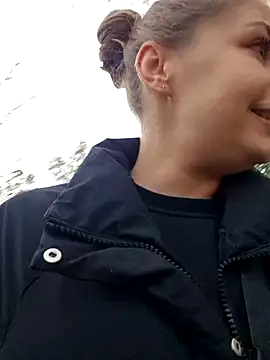 Snapshot of Keli_Jessi chatting on November 12, 2:10 pm Keli Jessi online show from November 12, 2:10 pm