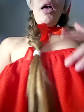 Snapshot of Keli_Jessi chatting on December 22, 1:11 pm Keli Jessi online show from December 22, 1:11 pm