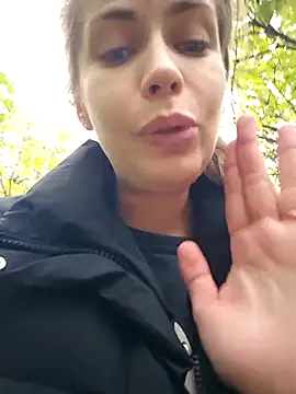 Snapshot of Keli_Jessi chatting on October 24, 1:32 pm Keli Jessi online show from October 24, 1:32 pm