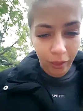 Snapshot of Keli_Jessi chatting on November 17, 2:21 pm Keli Jessi online show from November 17, 2:21 pm